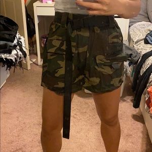 Camo high waisted shorts